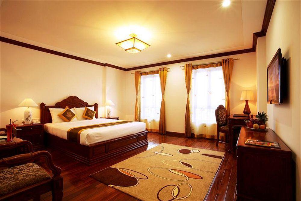 22Land Residence Hotel & Spa Hoan Kiem Hanói Quarto foto